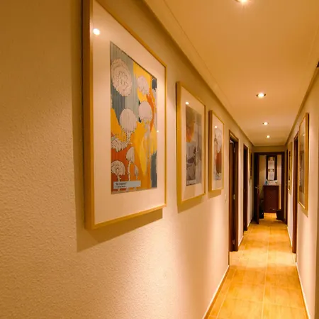 Vut. Galeria Del Oeste *