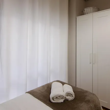 Vut. Galeria Del Oeste Apartamento